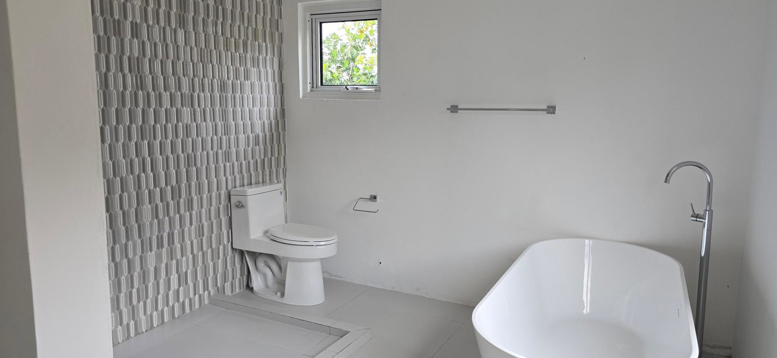 Seventeenth image of 30 Beverly Drive in Kingston 6, St. Andrew, Jamaica - property is For Rent