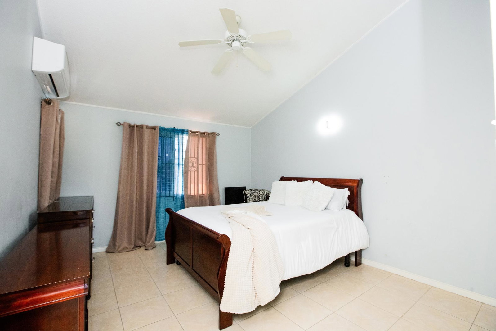 Sixteenth image of 266 Portmore Country Club in Portmore Country Club, St. Catherine, Jamaica - property is For Sale
