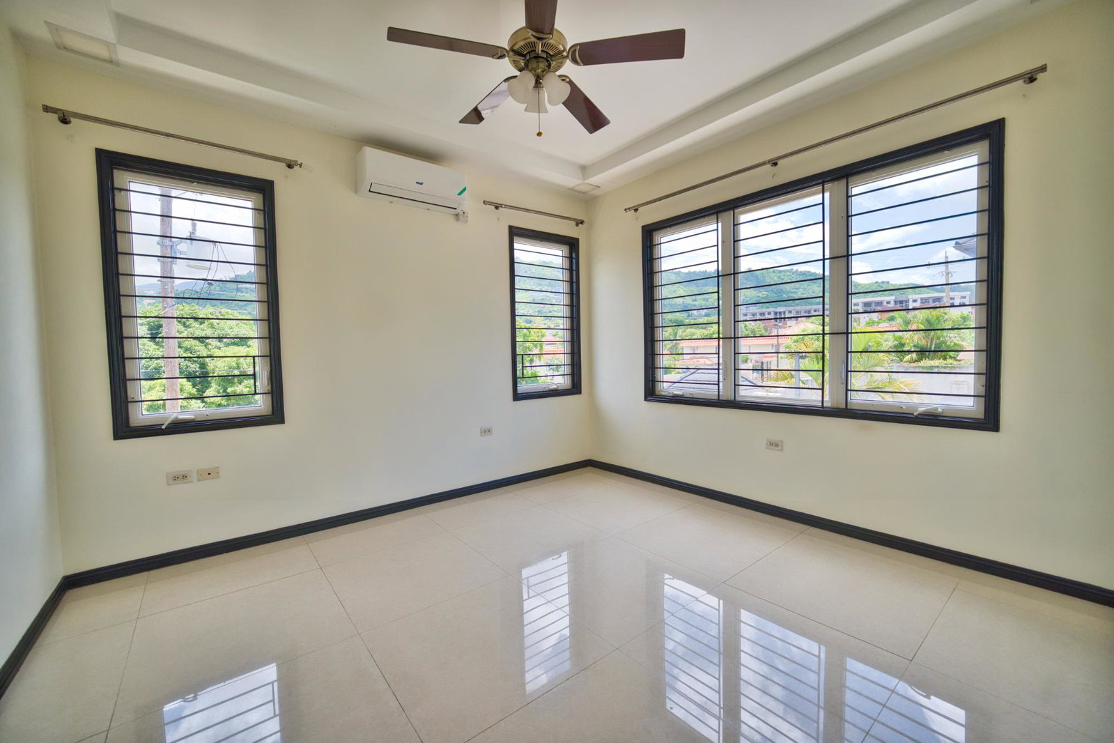 Sixteenth image of 18-19 Dillsbury Avenue in Kingston 6, St. Andrew, Jamaica - property is For Sale