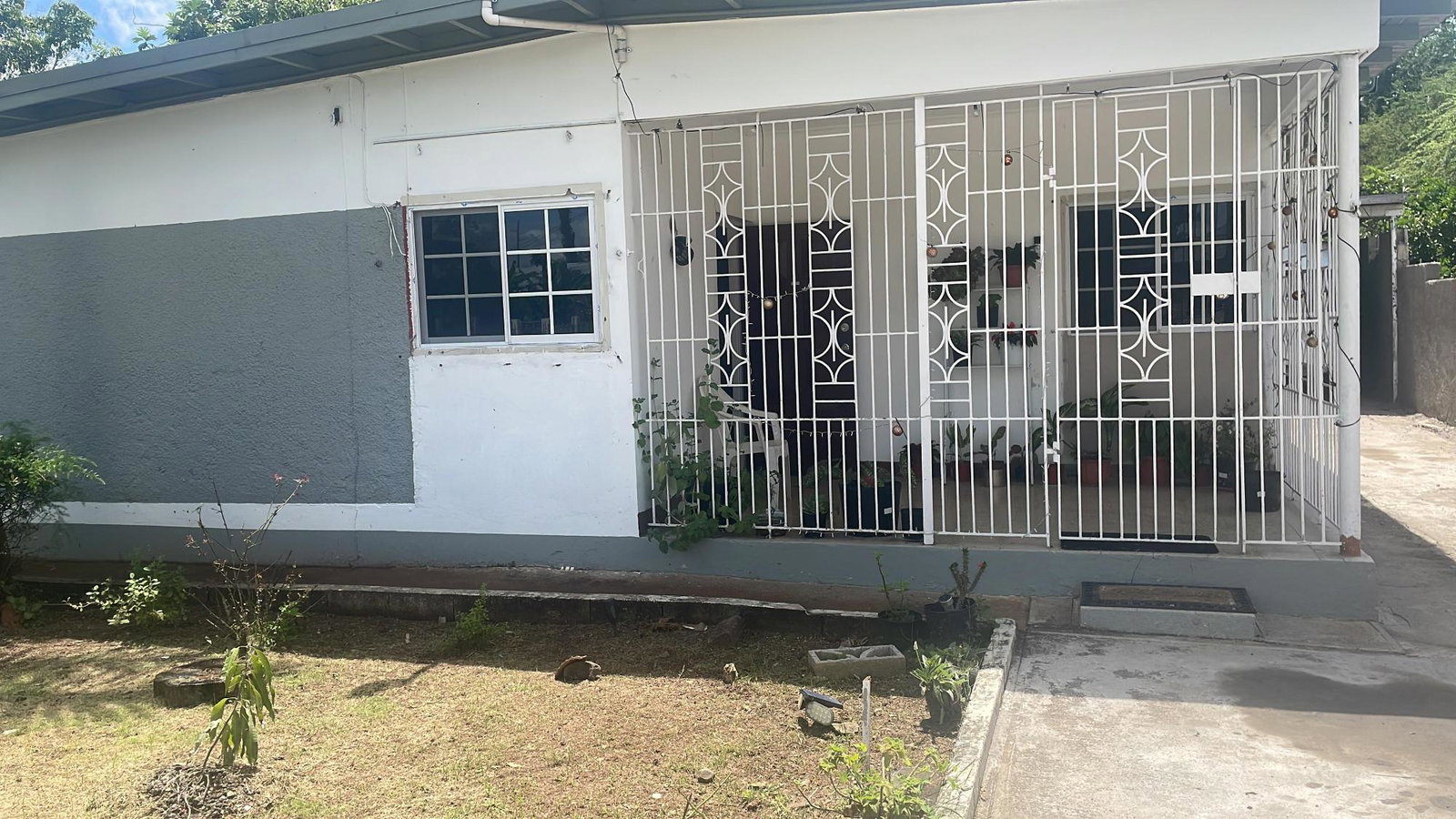 Second image of Donald Boulevard in May Pen, Clarendon, Jamaica - property is For Rent