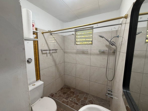 Seventh image of Donald Boulevard in May Pen, Clarendon, Jamaica - property is For Rent