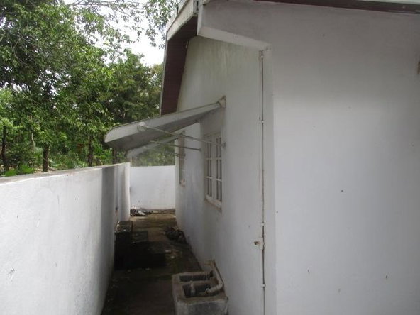 Seventeenth image of Redberry, Porus in Porus, Manchester, Jamaica - property is For Sale