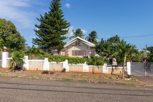 Thirteenth image of Century Boulevard in Green Acres, St. Catherine, Jamaica - property is For Sale