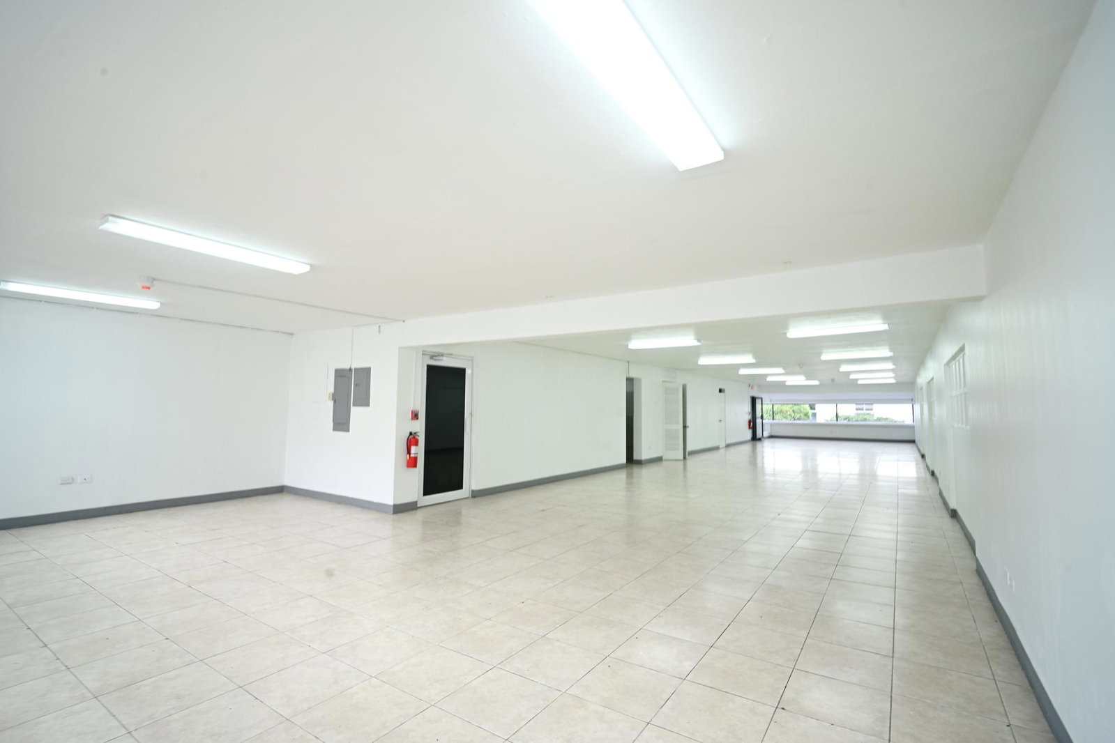 Seventh image of Floors 2&3 57knutsford Boulevard in Kingston 5, St. Andrew, Jamaica - property is For Rent