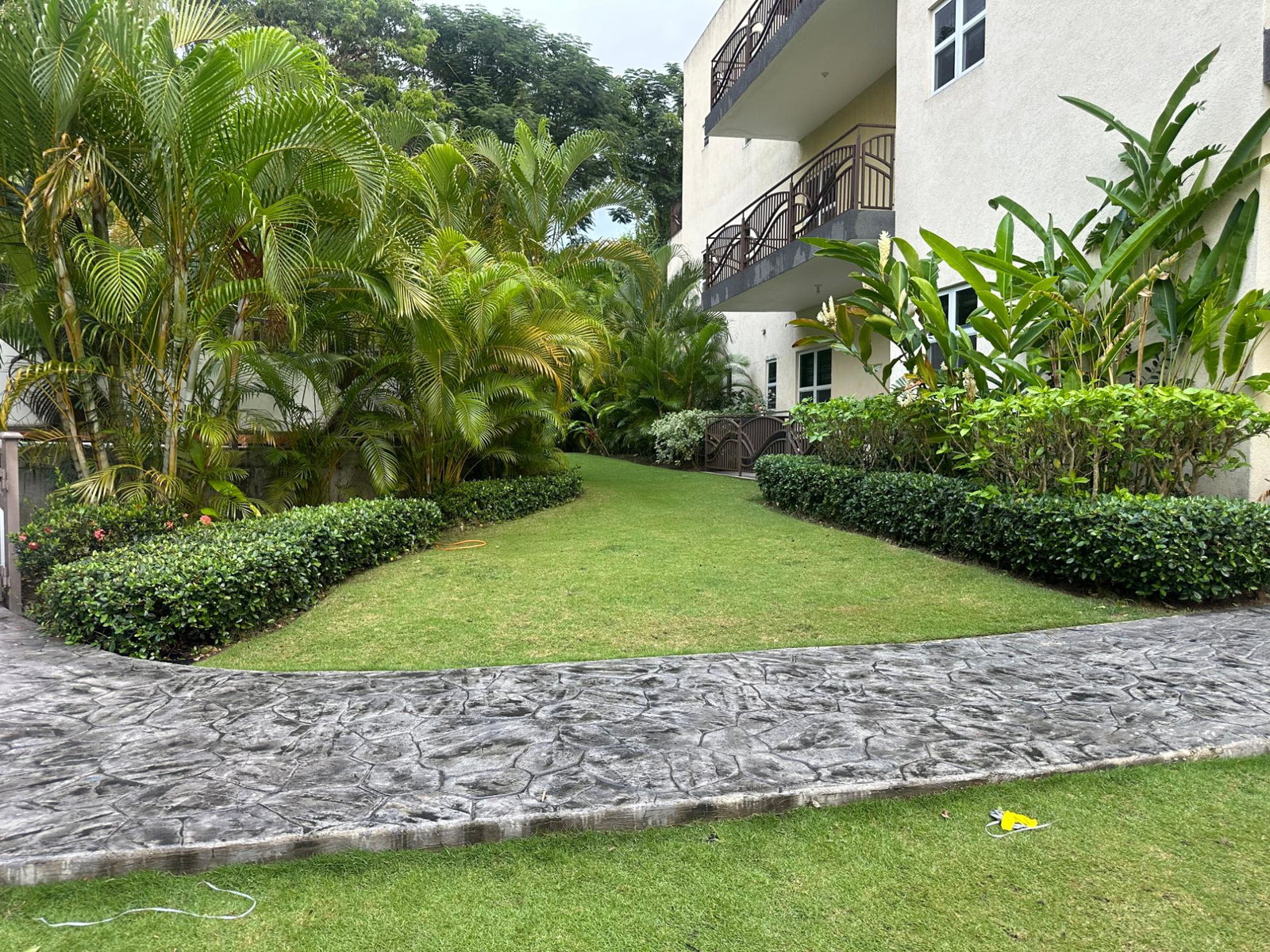 Seventeenth image of 12 Joshua’ Kingston 8 in Kingston 8, St. Andrew, Jamaica - property is For Sale