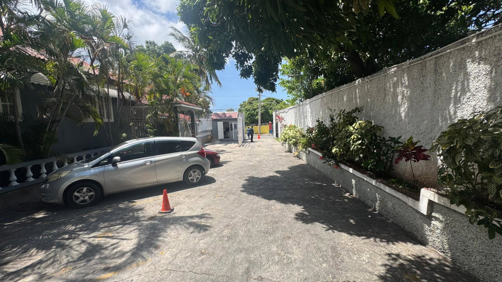 Third image of 3a-no. 2 Crieffe Road in Kingston 6, St. Andrew, Jamaica - property is For Rent