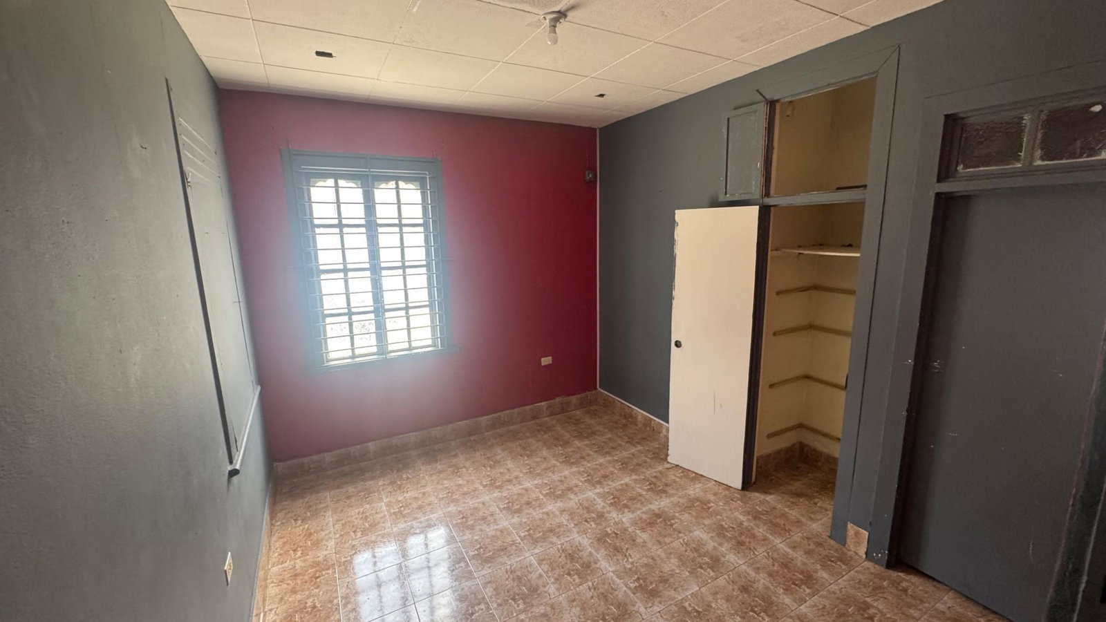 Sixth image of 3a-no. 2 Crieffe Road in Kingston 6, St. Andrew, Jamaica - property is For Rent