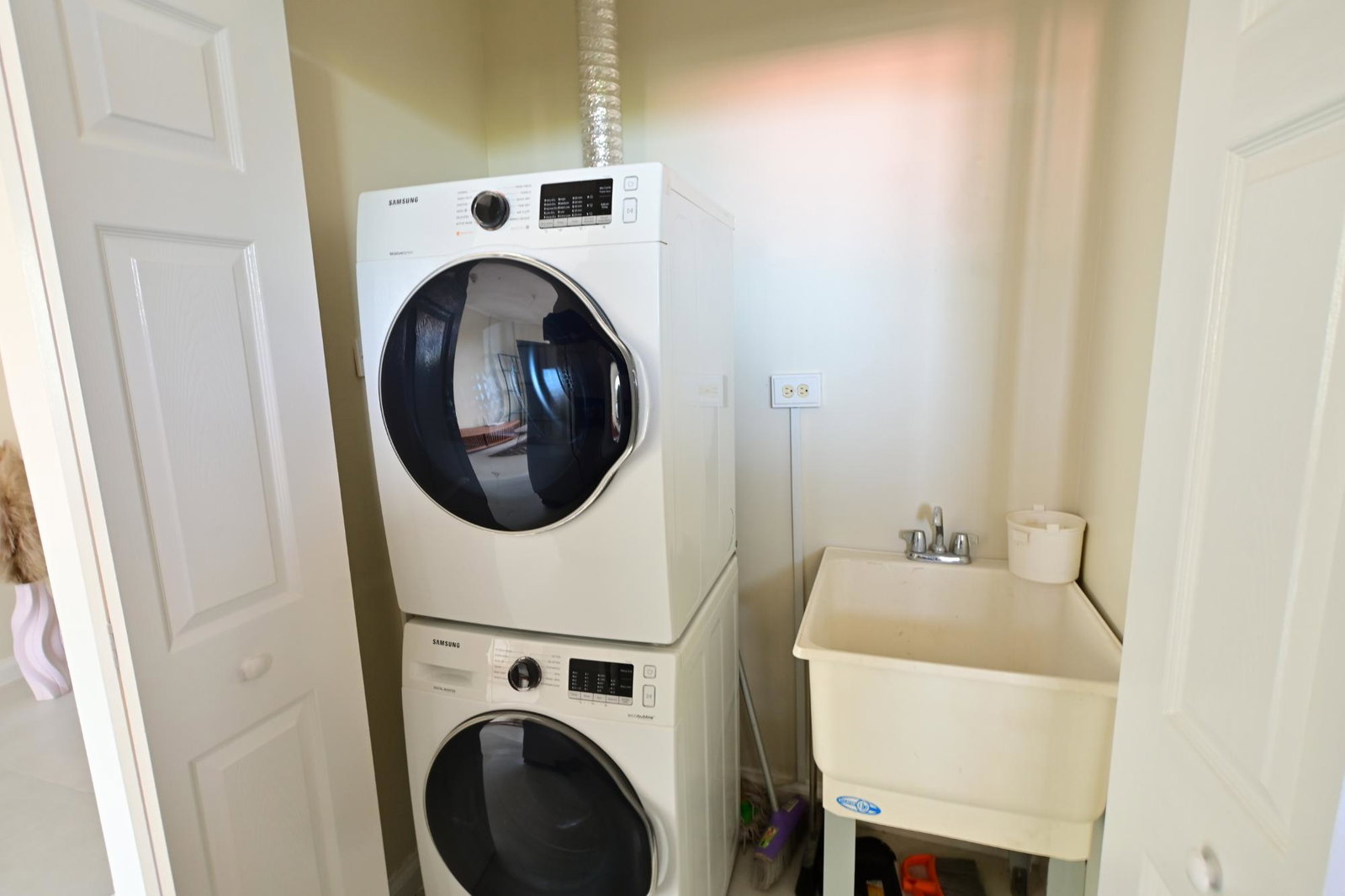 Seventh image of 55-11 Stanley Terrace in Red Hills, St. Andrew, Jamaica - property is For Rent
