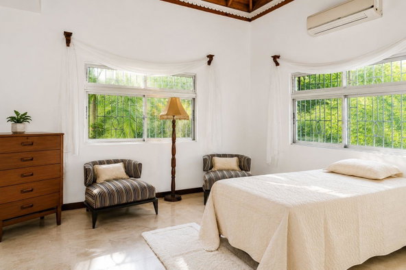 Thirteenth image of 18 Linnemann Avenue, Kingsto in Kingston 6, St. Andrew, Jamaica - property is For Sale