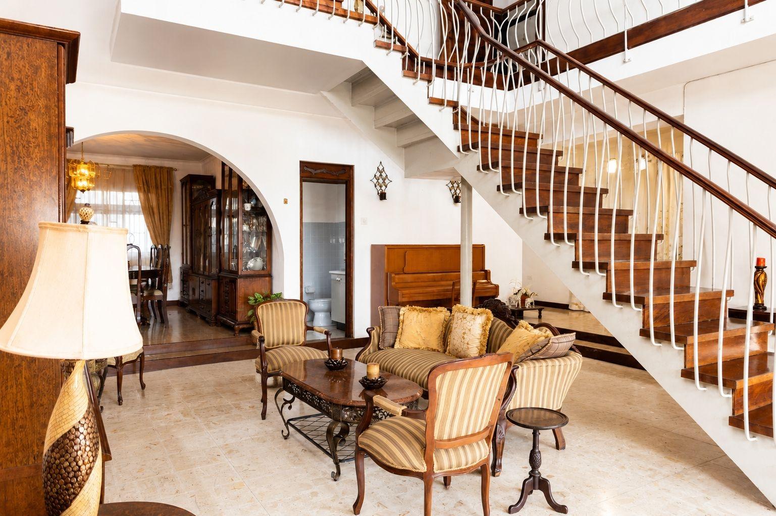 Ninth image of 18 Linnemann Avenue, Kingsto in Kingston 6, St. Andrew, Jamaica - property is For Sale