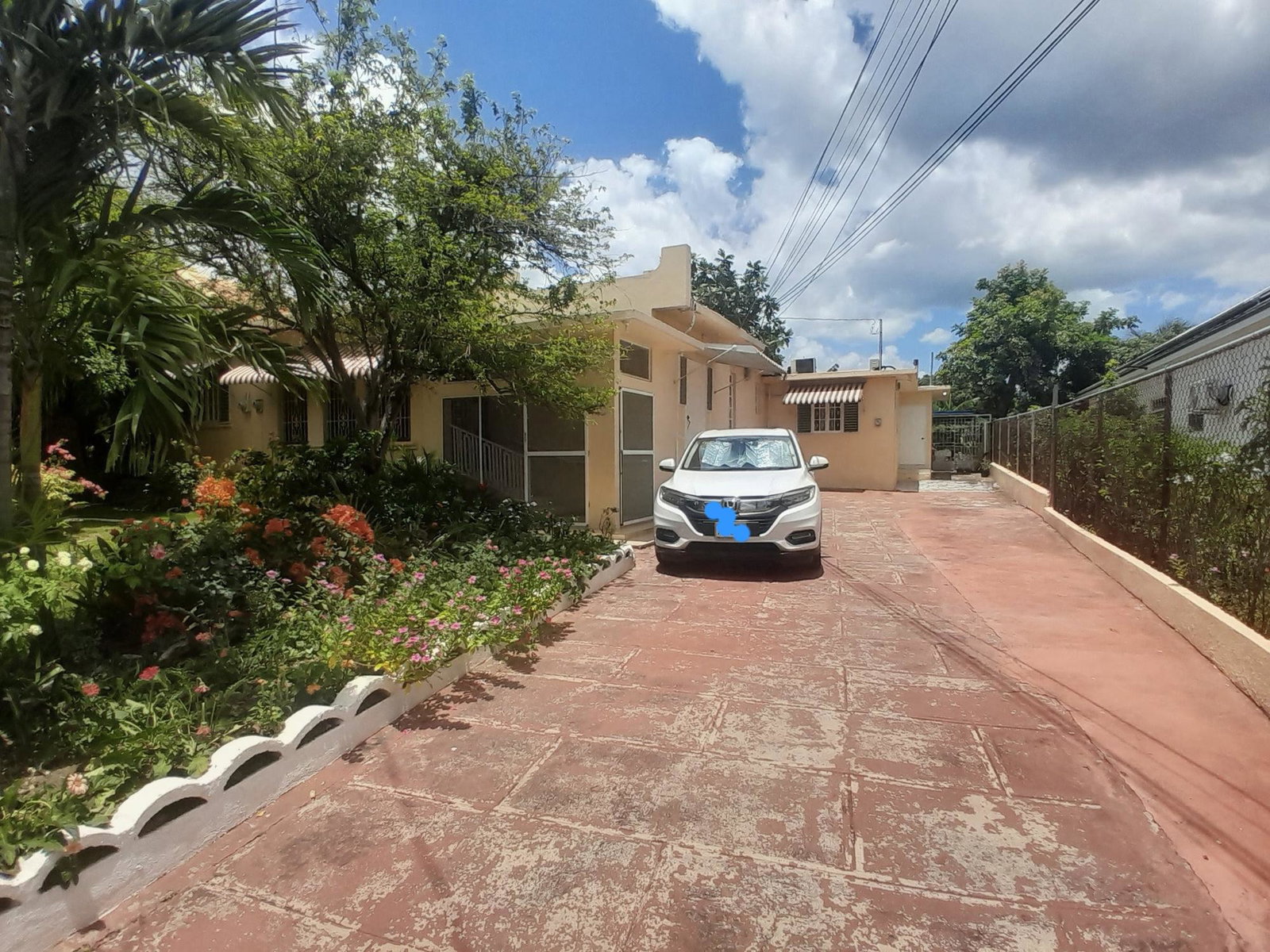 Ninth image of 10 Wedcombe Avenue, Kingston in Kingston 8, St. Andrew, Jamaica - property is For Rent