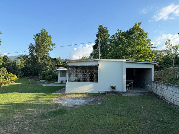 Seventh image of 3 Hyde Park St. Catherine in Bog Walk, St. Catherine, Jamaica - property is For Sale