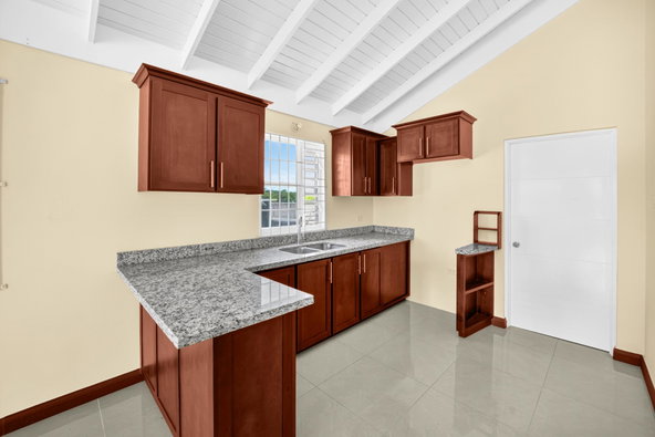 Fifth image of 392 Colbeck Manor, Phase 3 in Colbeck, St. Catherine, Jamaica - property is For Rent