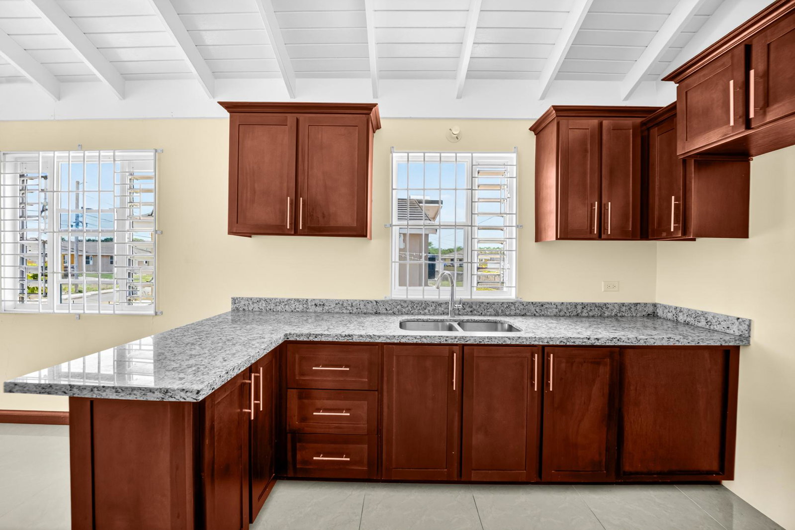 Sixth image of 392 Colbeck Manor, Phase 3 in Colbeck, St. Catherine, Jamaica - property is For Rent