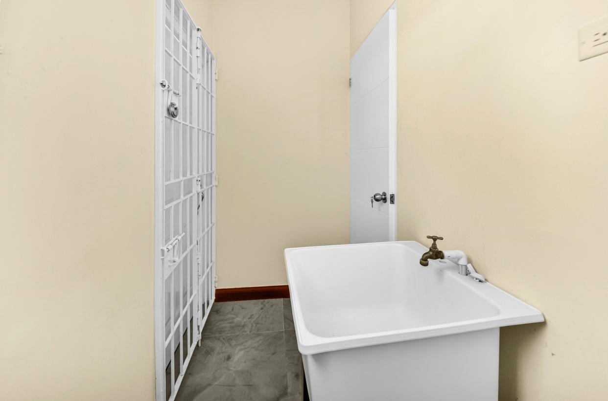 Eighth image of 392 Colbeck Manor, Phase 3 in Colbeck, St. Catherine, Jamaica - property is For Rent