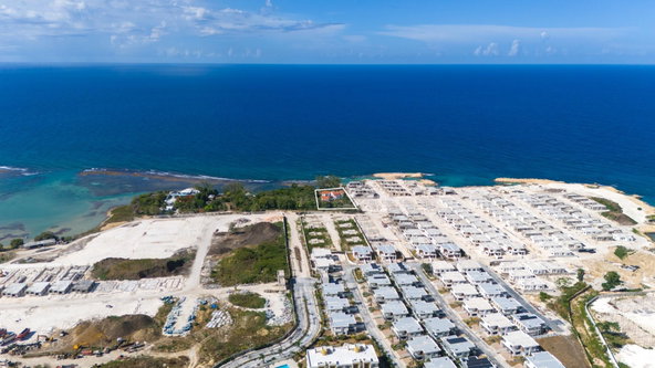 Eighteenth image of Blenheim, St. Ann's Bay p in St. Ann's Bay, St. Ann, Jamaica - property is For Sale