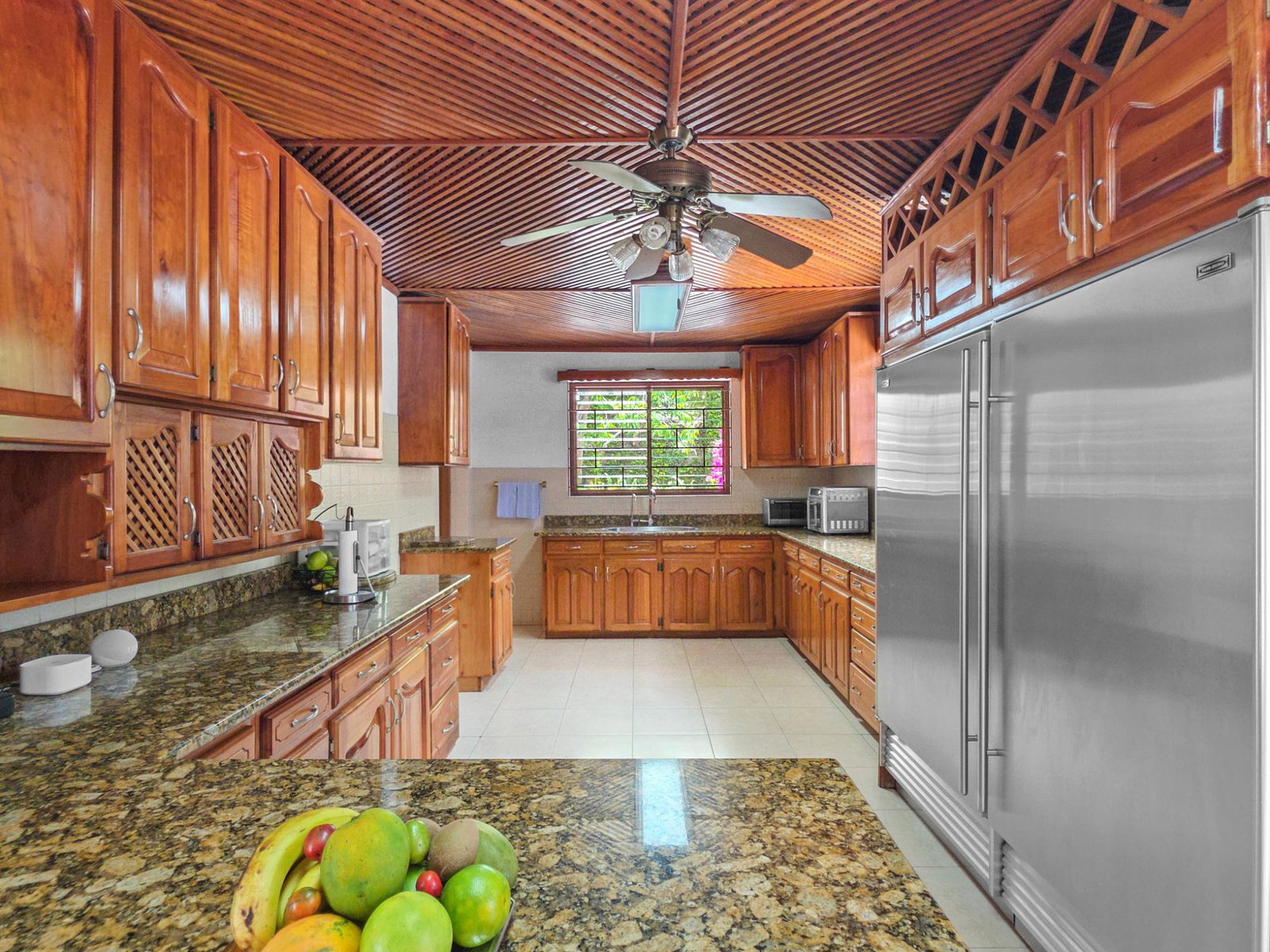 Thirteenth image of 13 Bracknell Avenue in Kingston 6, St. Andrew, Jamaica - property is For Sale