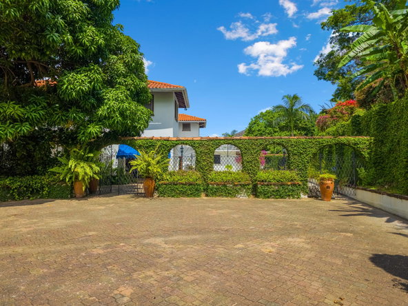 Third image of 13 Bracknell Avenue in Kingston 6, St. Andrew, Jamaica - property is For Sale