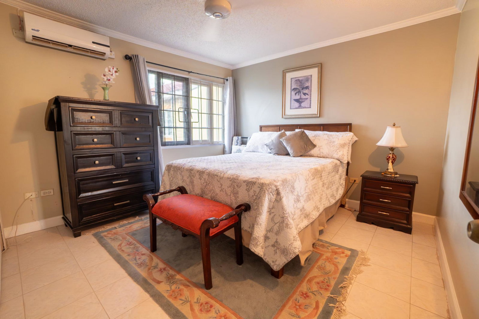 Fourteenth image of 31 Eugenia Close in Kingston 6, St. Andrew, Jamaica - property is For Rent