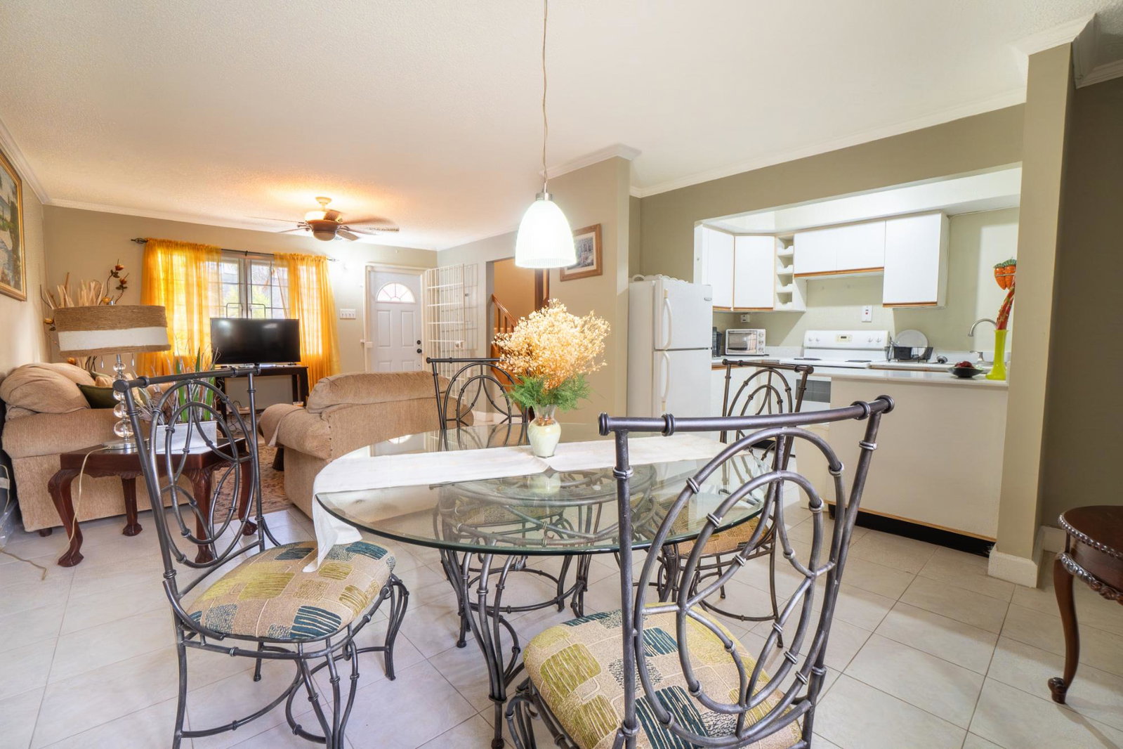 Seventh image of 31 Eugenia Close in Kingston 6, St. Andrew, Jamaica - property is For Rent