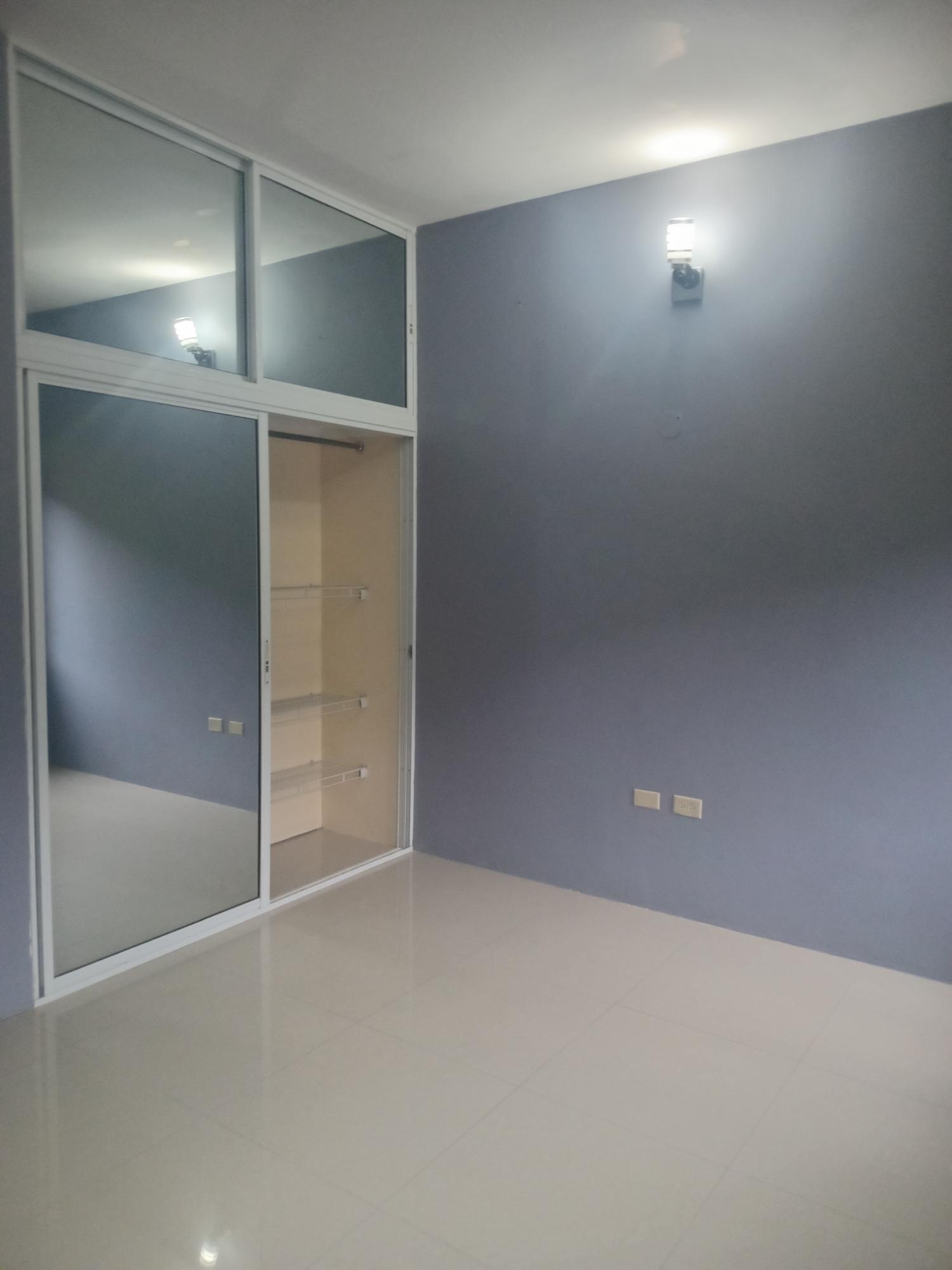 Tenth image of B11-28 Bombay Avenue, Kingston 1 in Kingston 19, St. Andrew, Jamaica - property is For Rent
