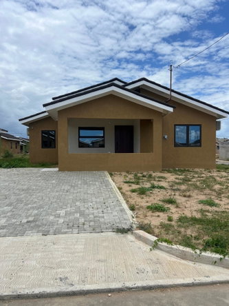 First image of 112- Oak Estate , Portmore in Greater Portmore, St. Catherine, Jamaica - property is For Rent