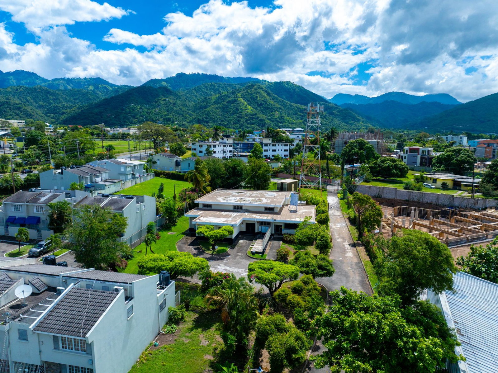 Fifth image of Daisy Ave in Kingston 6, St. Andrew, Jamaica - property is For Sale
