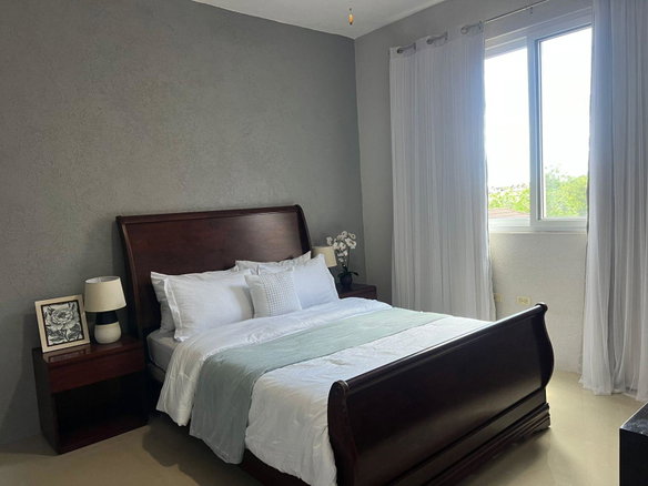 First image of 44-9-11 Washington Drive in Kingston 10, St. Andrew, Jamaica - property is For Rent