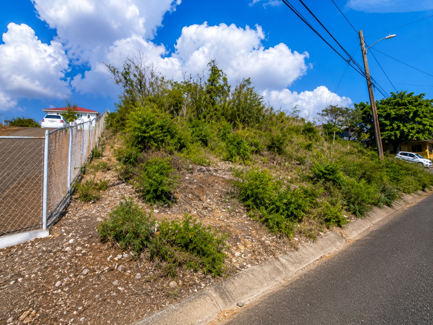 Ninth image of Treadlight, May Pen, Clar in Treadlight, Clarendon, Jamaica - property is For Sale