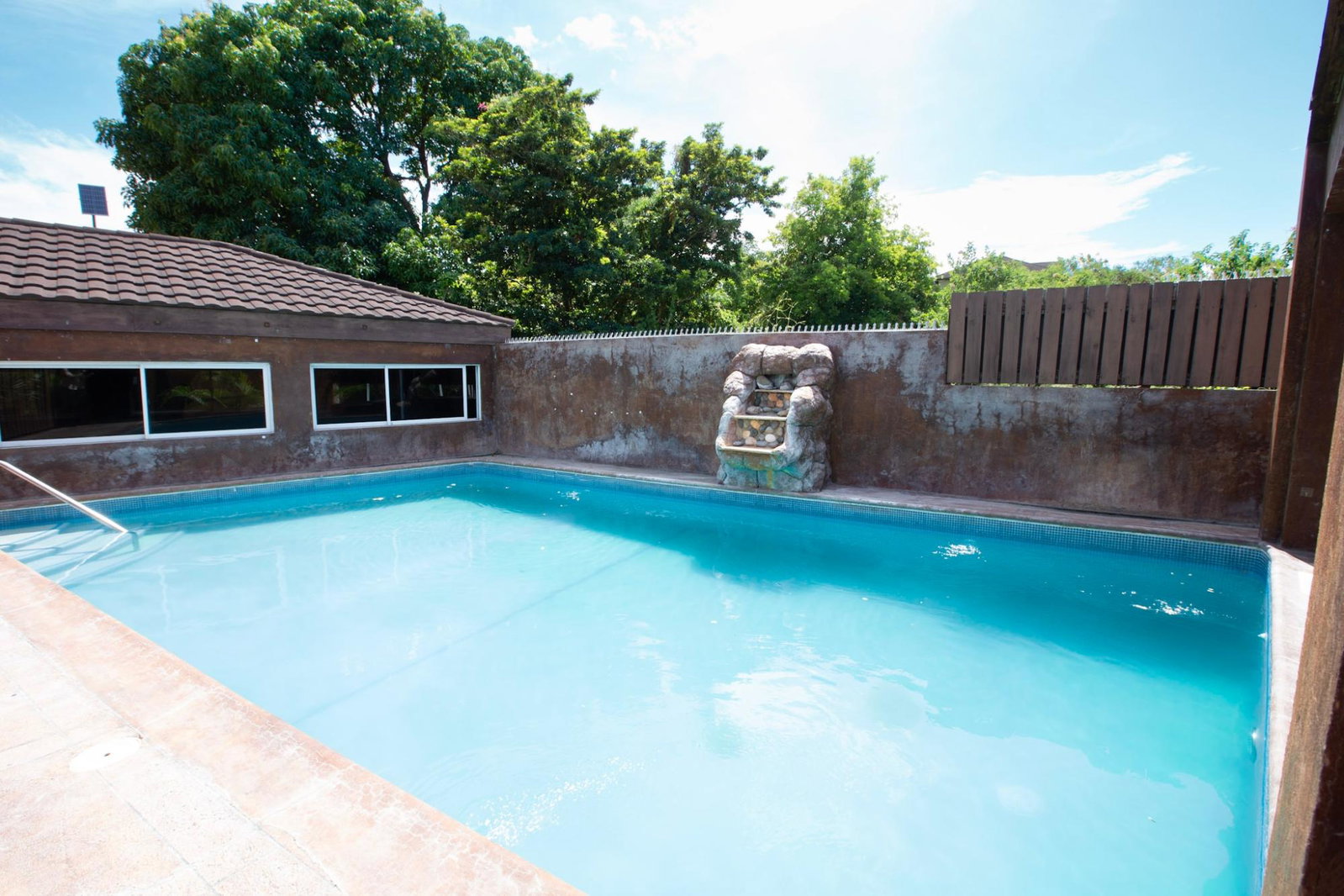 Seventeenth image of 12-9-11 Washington Drive in Kingston 10, St. Andrew, Jamaica - property is For Sale
