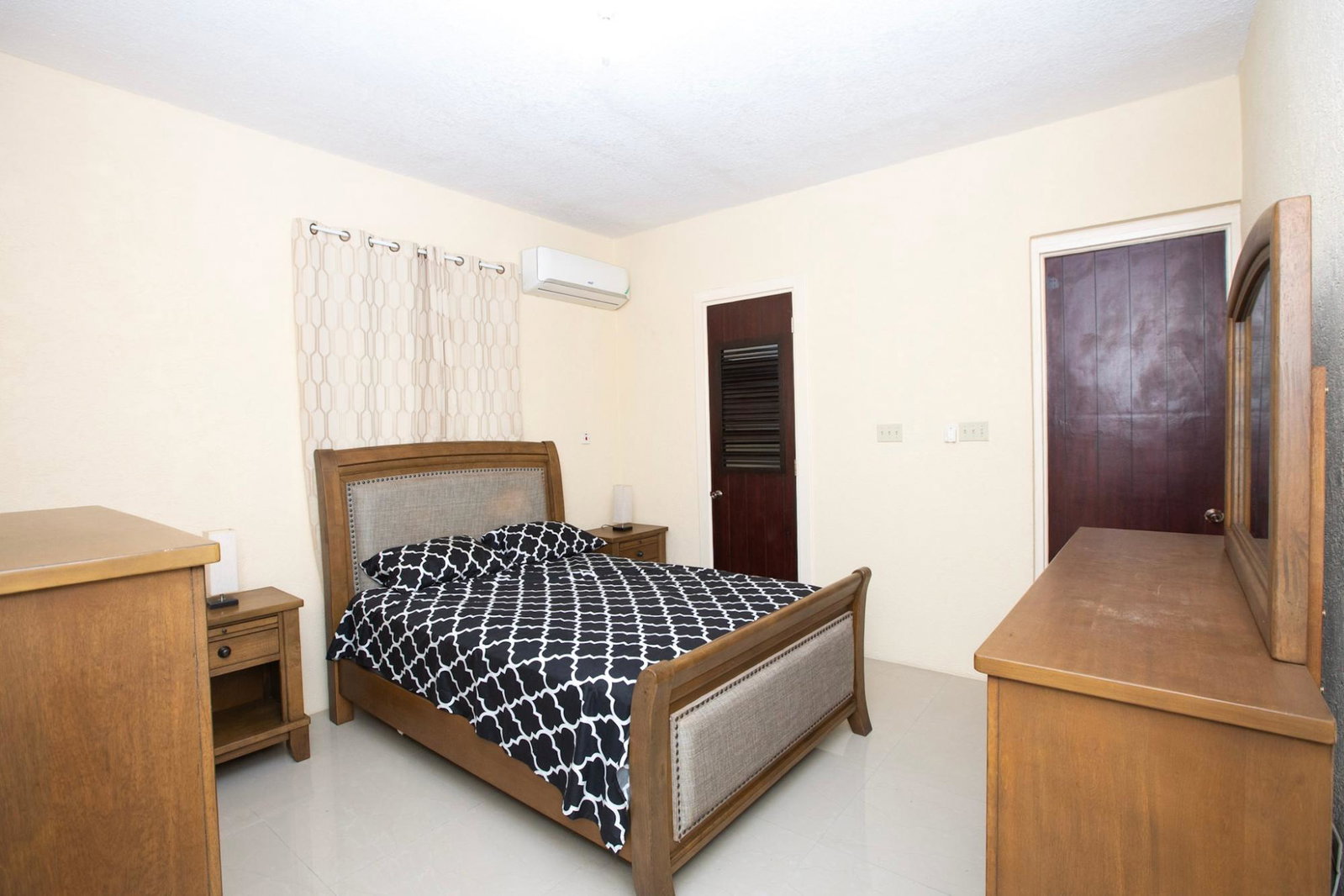 Ninth image of 12-9-11 Washington Drive in Kingston 10, St. Andrew, Jamaica - property is For Sale