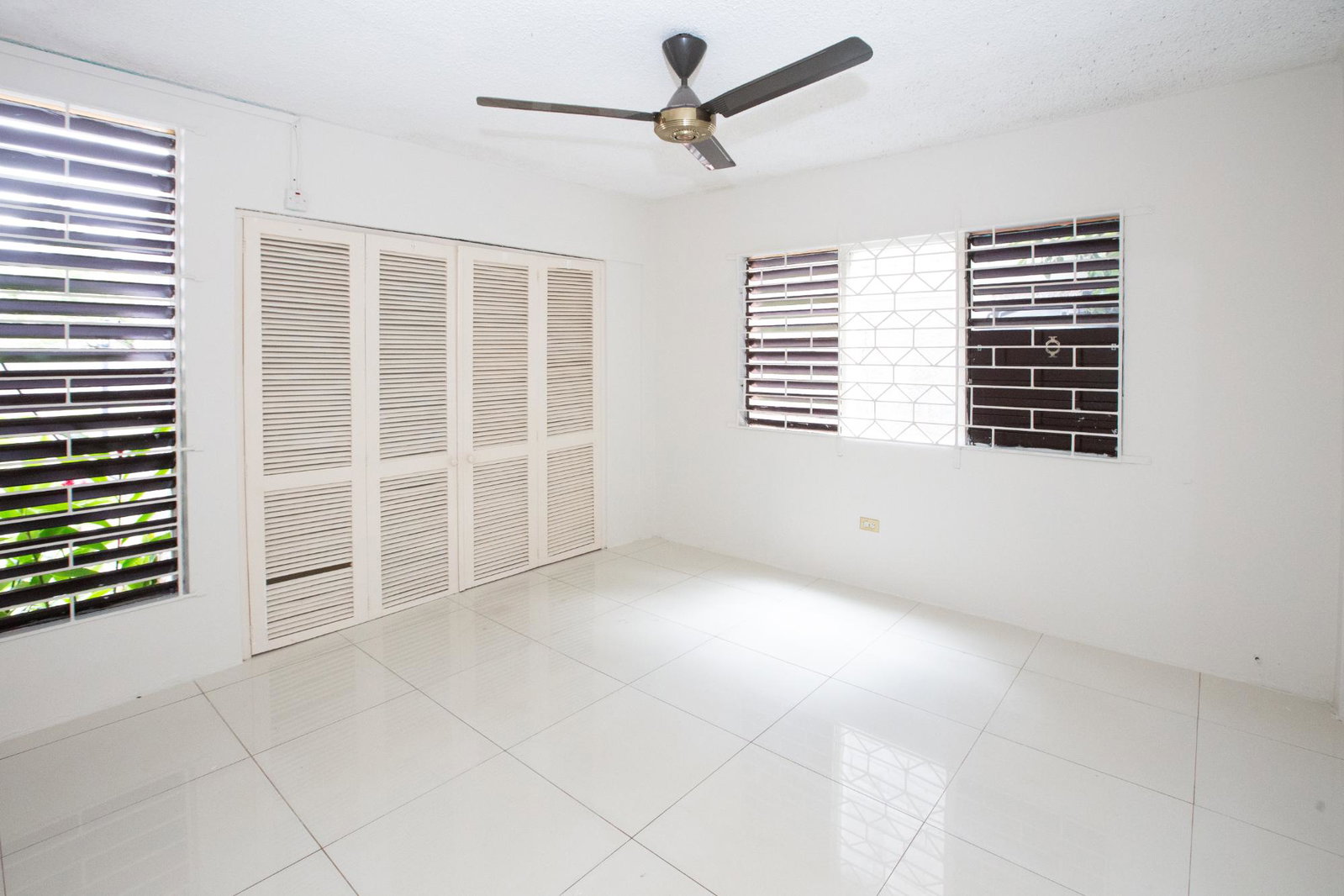 Thirteenth image of 6 East Avenue in Kingston 8, St. Andrew, Jamaica - property is For Rent