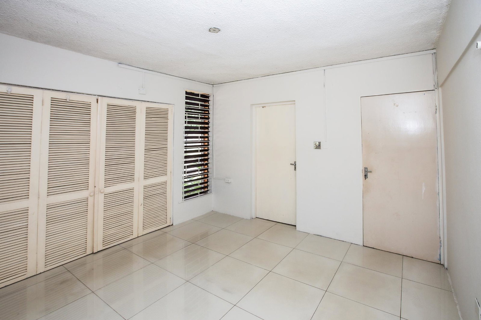 Seventh image of 6 East Avenue in Kingston 8, St. Andrew, Jamaica - property is For Rent