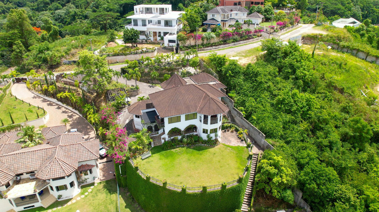 Tenth image of 8 Sunset Boulevard in Kingston 8, St. Andrew, Jamaica - property is For Sale
