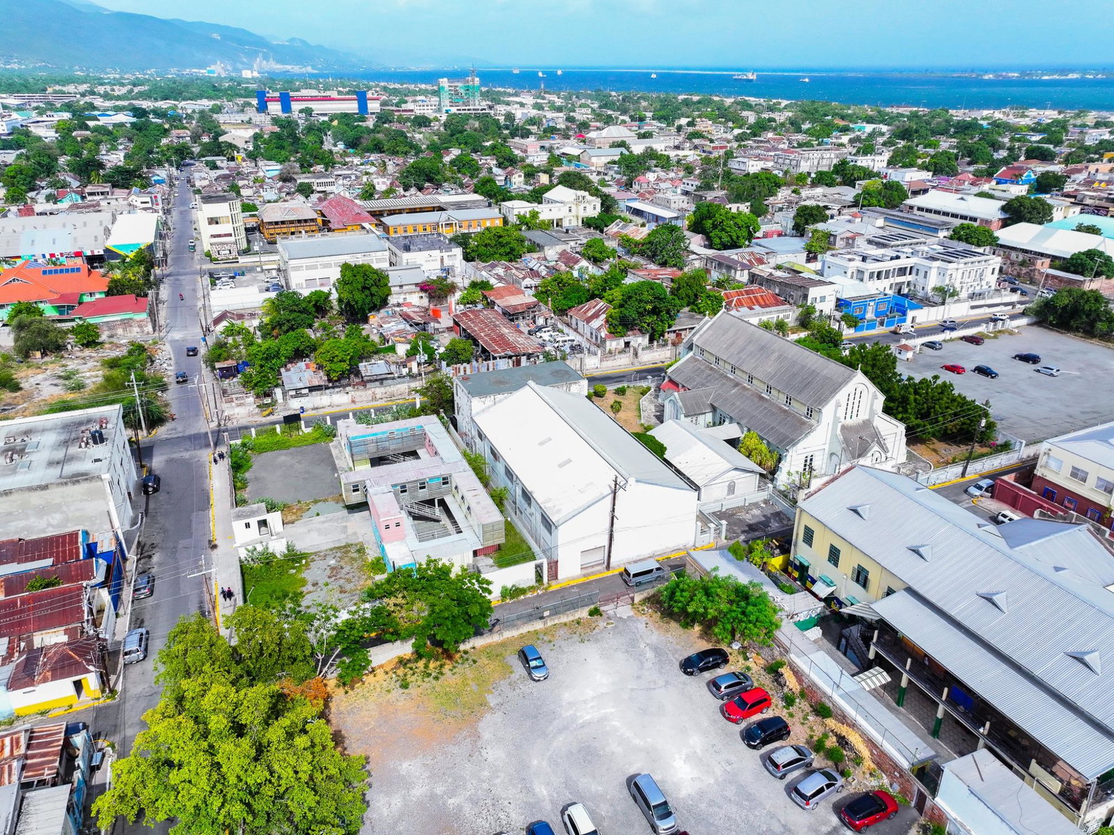 Seventh image of 85 East Street in Kingston 4, Kingston, Jamaica - property is For Rent