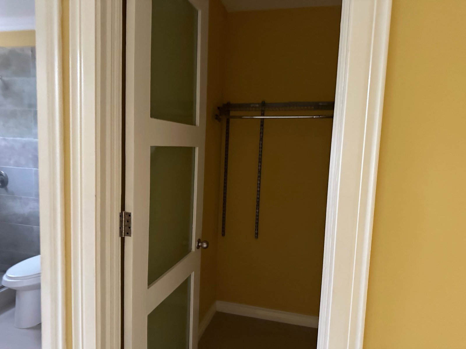 Seventeenth image of 5-9 Swansea Avenue in Kingston 19, St. Andrew, Jamaica - property is For Rent
