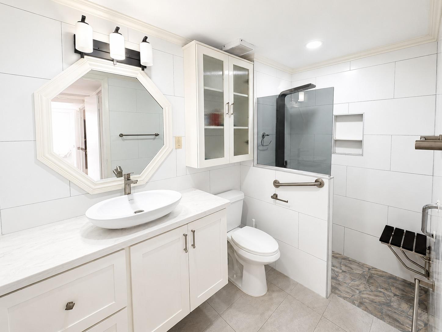 Fifteenth image of Ph5-8 Ocean Boulevard in KINGSTON, Kingston, Jamaica - property is For Sale