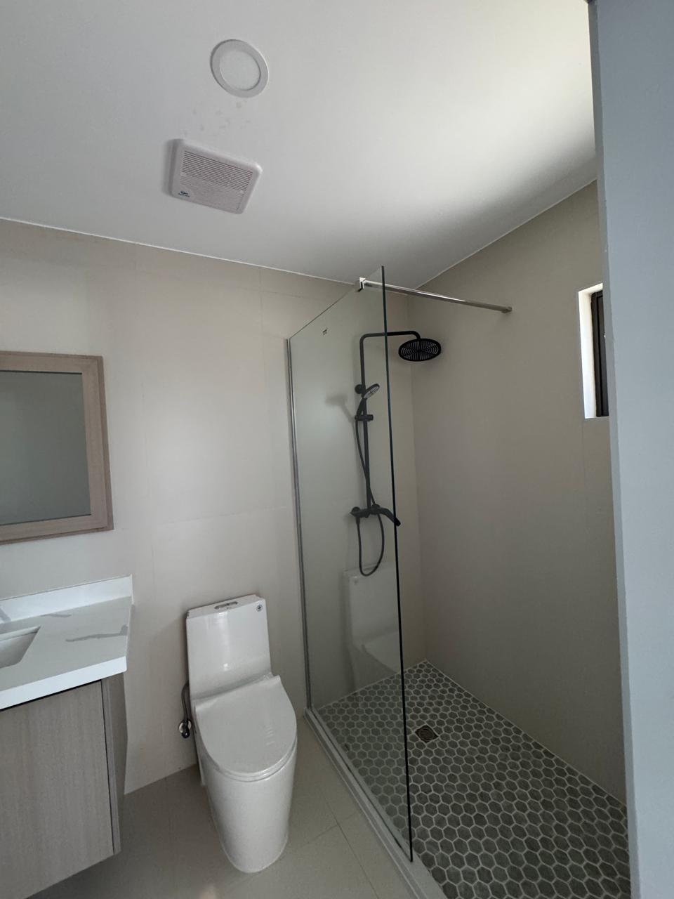 Ninth image of 305 Oak Estate in Bernard Lodge, St. Catherine, Jamaica - property is For Rent