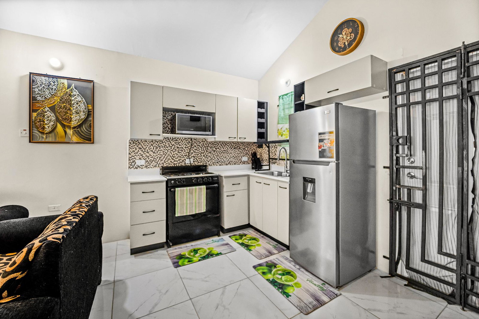 Fifth image of Phoenix Park Village 2 in Phoenix Park, St. Catherine, Jamaica - property is For Rent