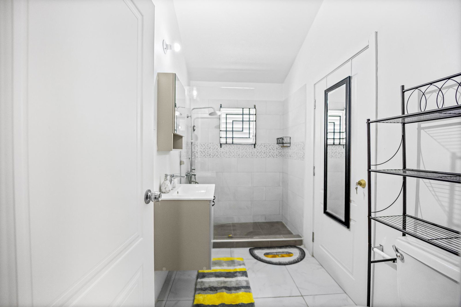 Ninth image of Phoenix Park Village 2 in Phoenix Park, St. Catherine, Jamaica - property is For Rent