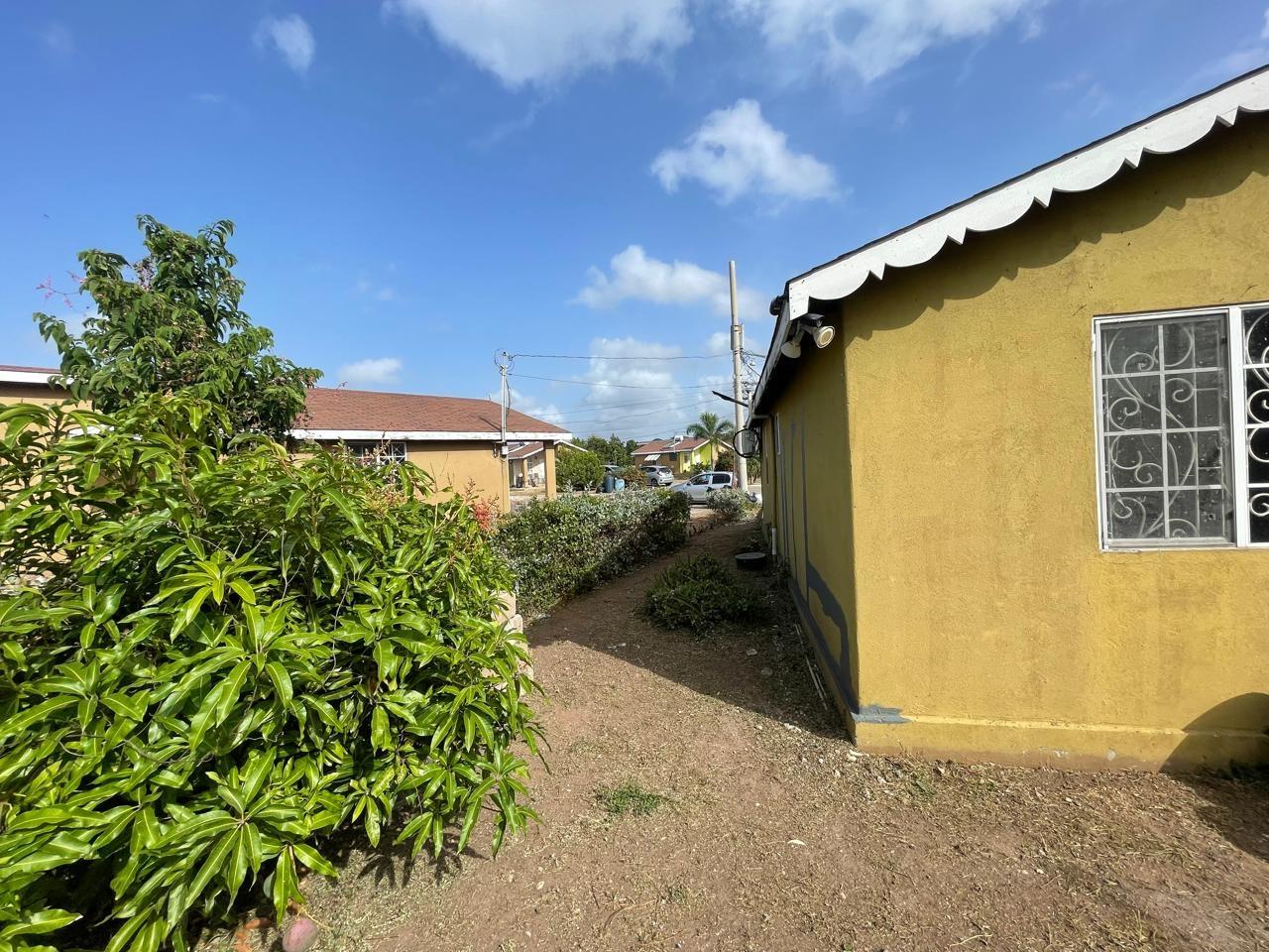 Eighth image of 1215 New Harbour Village ii in New Harbour Village, St. Catherine, Jamaica - property is For Rent