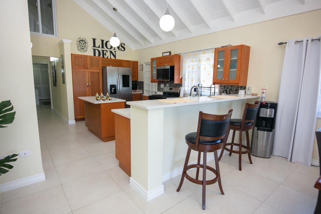 Eleventh image of 831 Sea Grape Ave., The Crest in St. Ann's Bay, St. Ann, Jamaica - property is For Rent