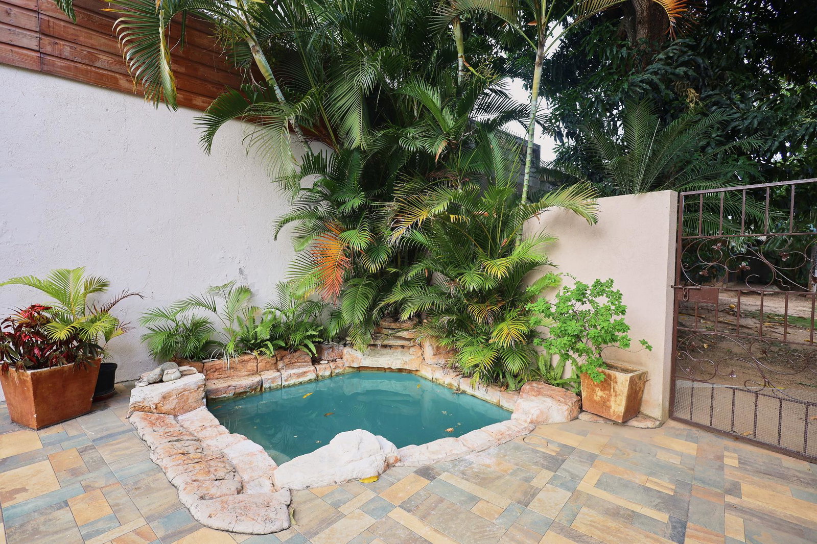 Eighteenth image of 2 Temple Meads in Kingston 6, St. Andrew, Jamaica - property is For Sale