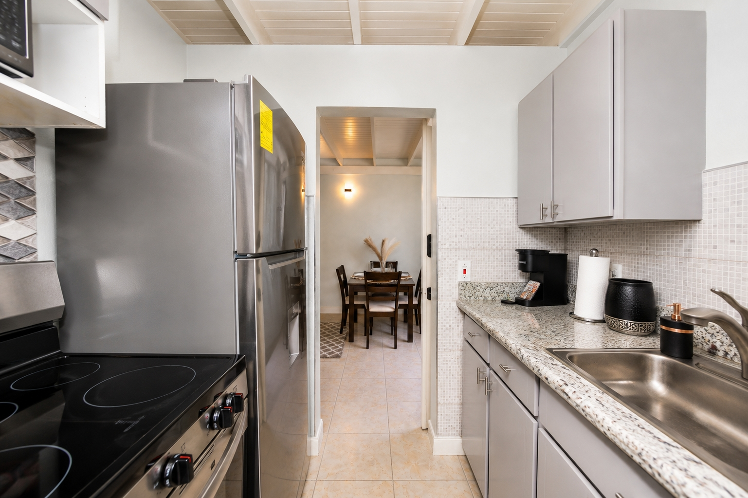 Seventh image of 2-3 Hillcrest Avenue in Kingston 6, St. Andrew, Jamaica - property is For Rent