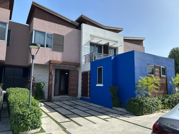 Fourth image of th 7-27-29 Hopefield Avenue in Kingston 6, St. Andrew, Jamaica - property is For Rent
