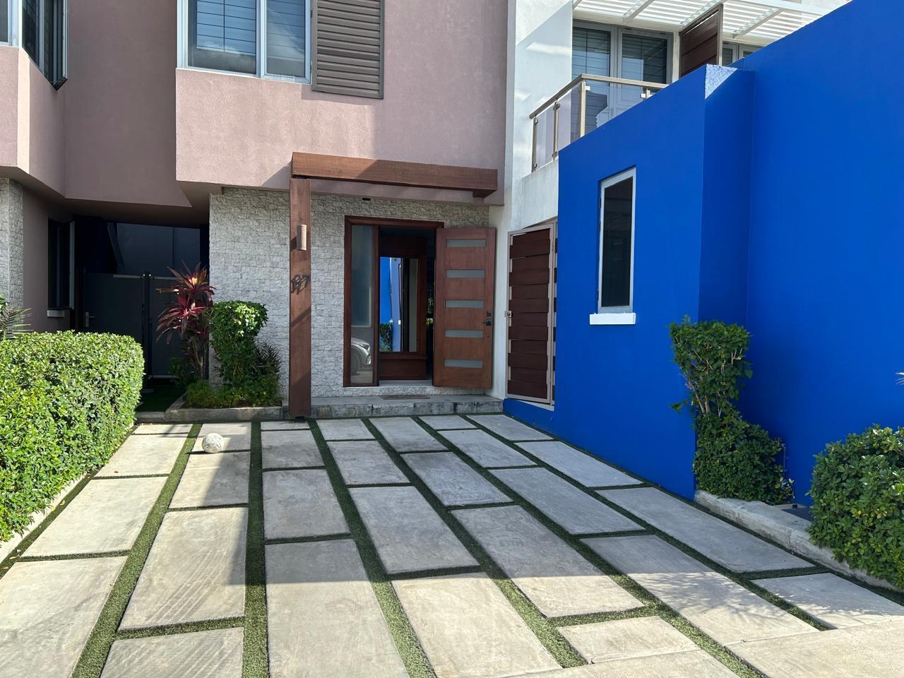 Fifth image of th 7-27-29 Hopefield Avenue in Kingston 6, St. Andrew, Jamaica - property is For Rent