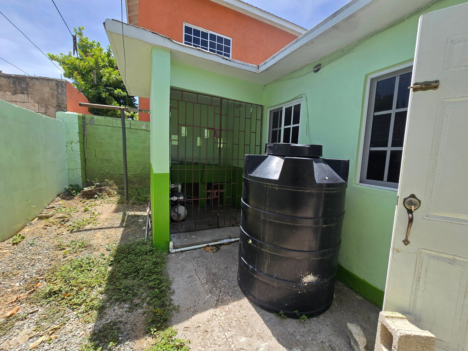 Sixteenth image of Portmore Drive, Passagefo in Passage Fort, St. Catherine, Jamaica - property is For Rent