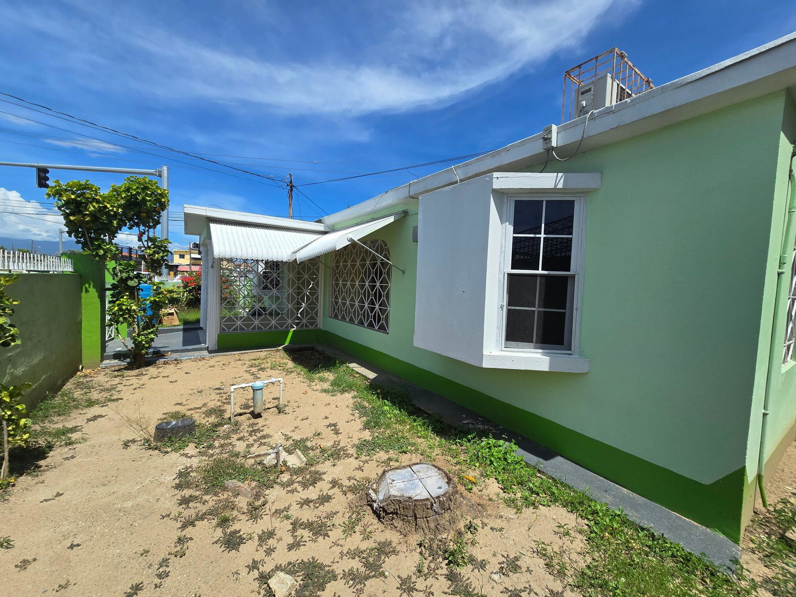 Seventeenth image of Portmore Drive, Passagefo in Passage Fort, St. Catherine, Jamaica - property is For Rent