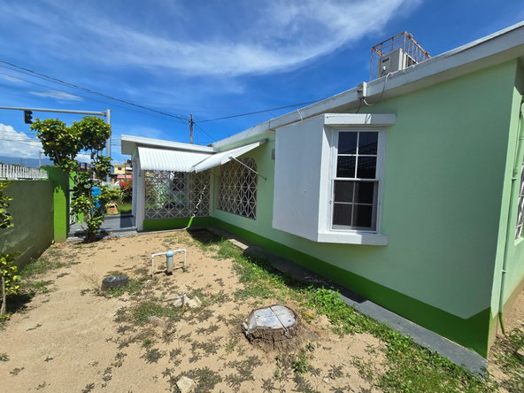 Seventeenth image of Portmore Drive, Passagefo in Passage Fort, St. Catherine, Jamaica - property is For Rent