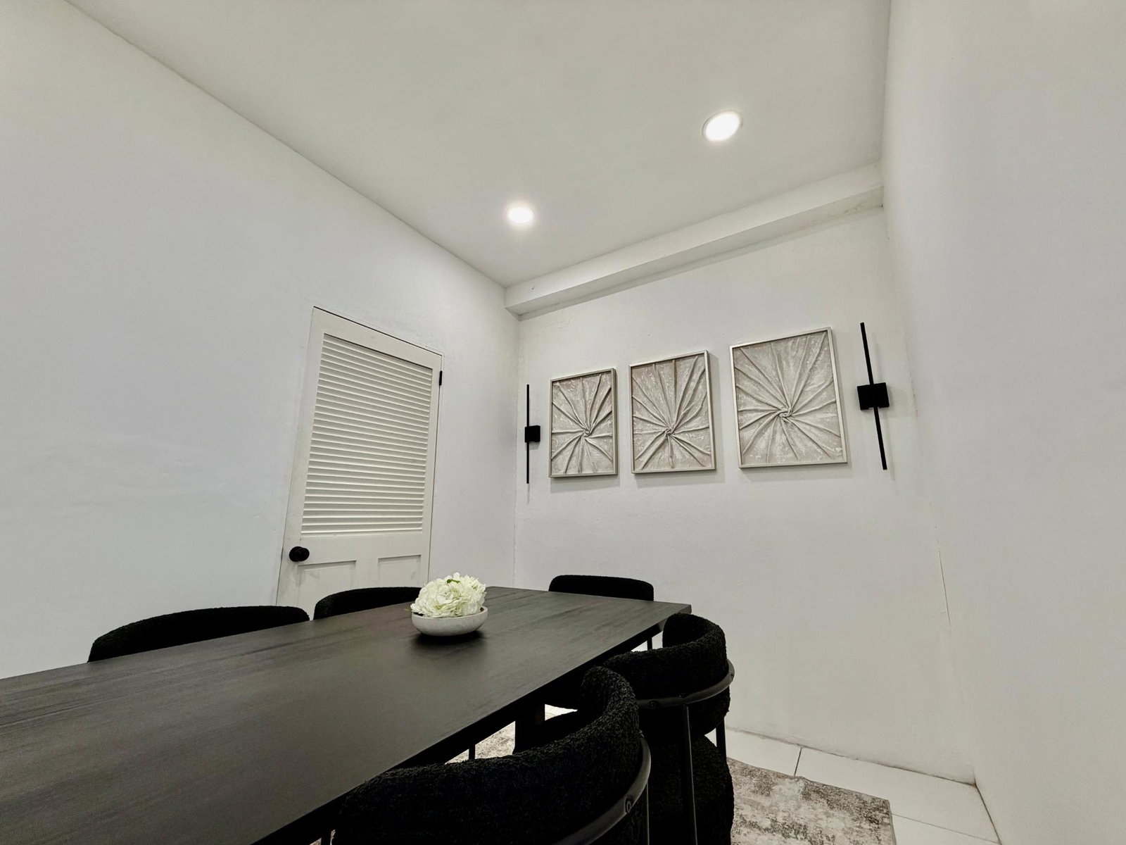 Eighth image of 25a Rousseau Rpad in Kingston 5, St. Andrew, Jamaica - property is For Rent